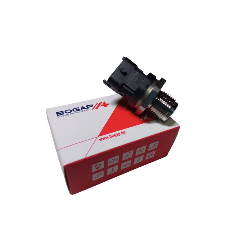 VOLVO Fuel Pressure Sensor BOGAP W6122100