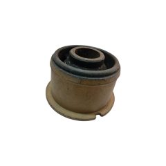 VOLVO Rear Cross member Bush 9157576 image 3